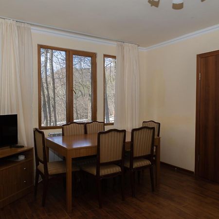 Park Resort Агверан Екстериор снимка