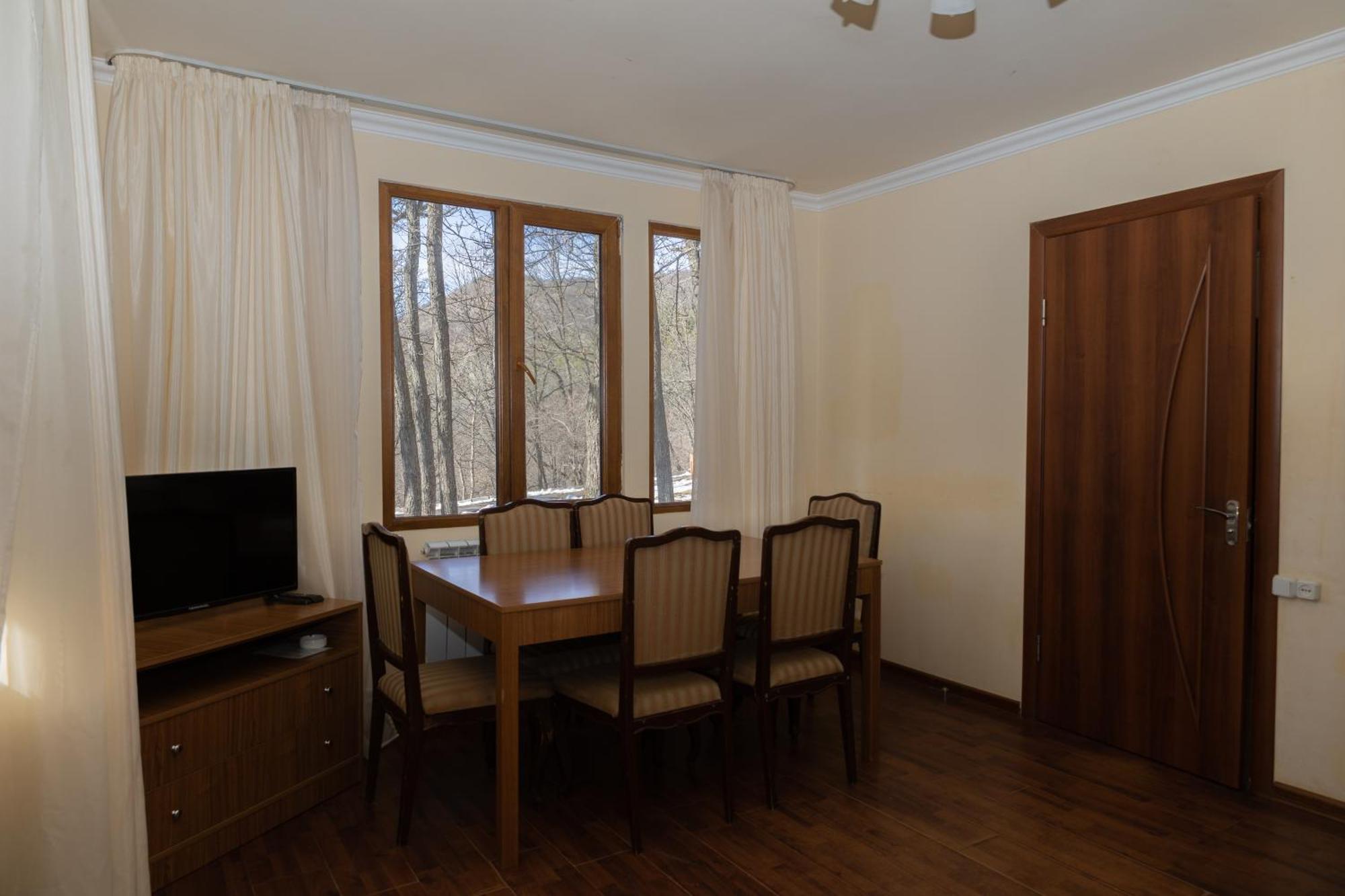 Park Resort Агверан Екстериор снимка